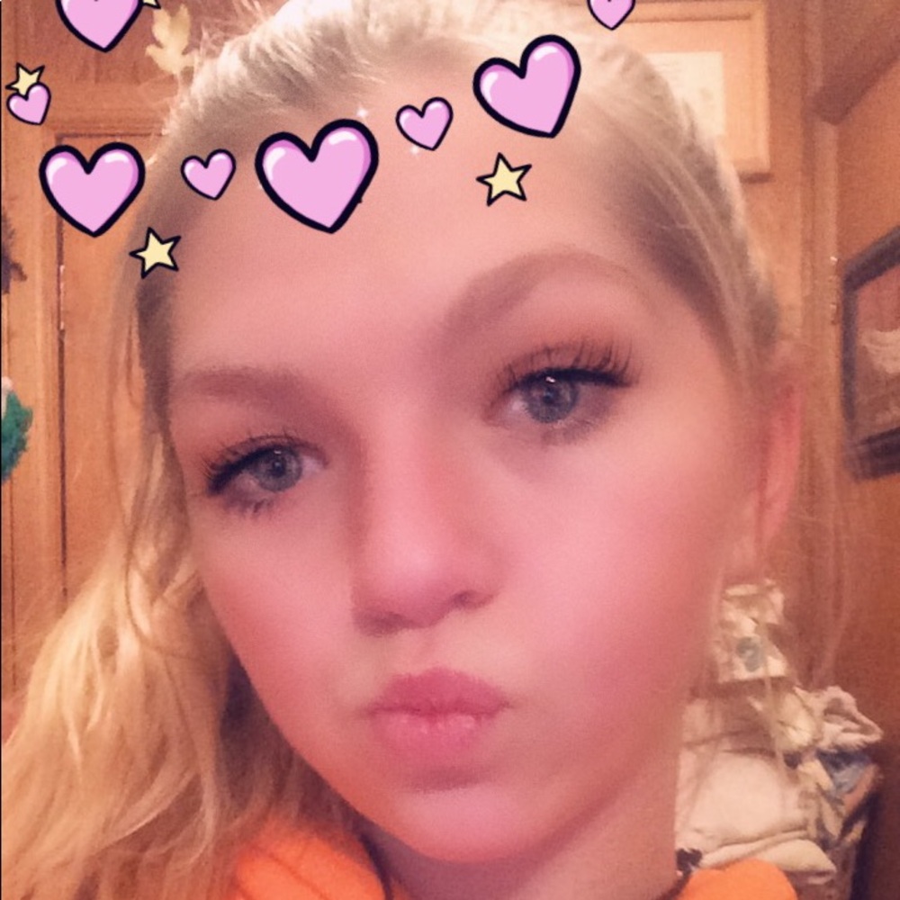 Meet your Posher, Sacara